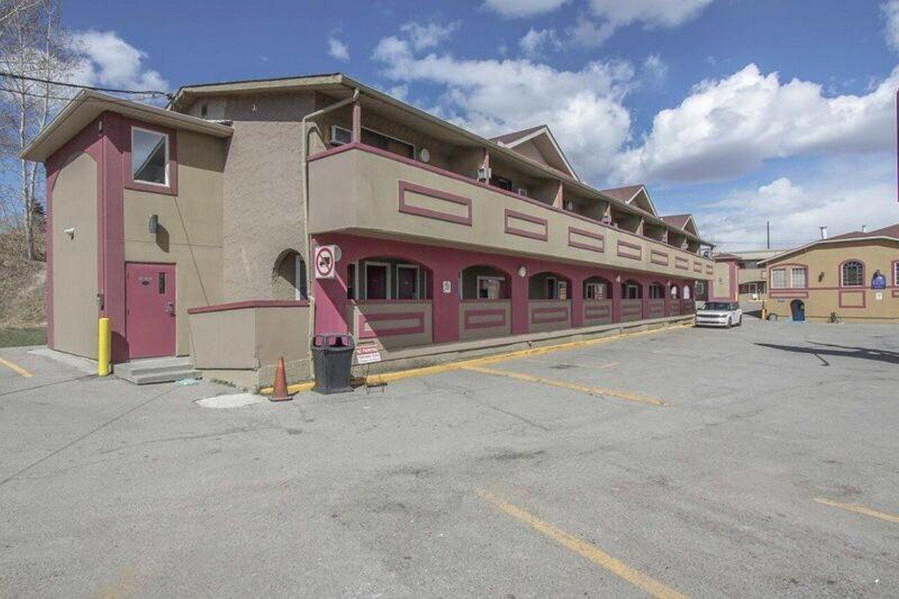 Canadas Best Value Inn Chinook Station Калґарі Екстер'єр фото